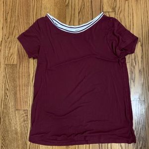 American Eagle tshirt